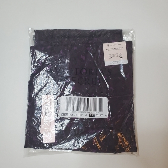 VICTORIA'S SECRET Love Cloud Ruched Legging Size M - Picture 5 of 6